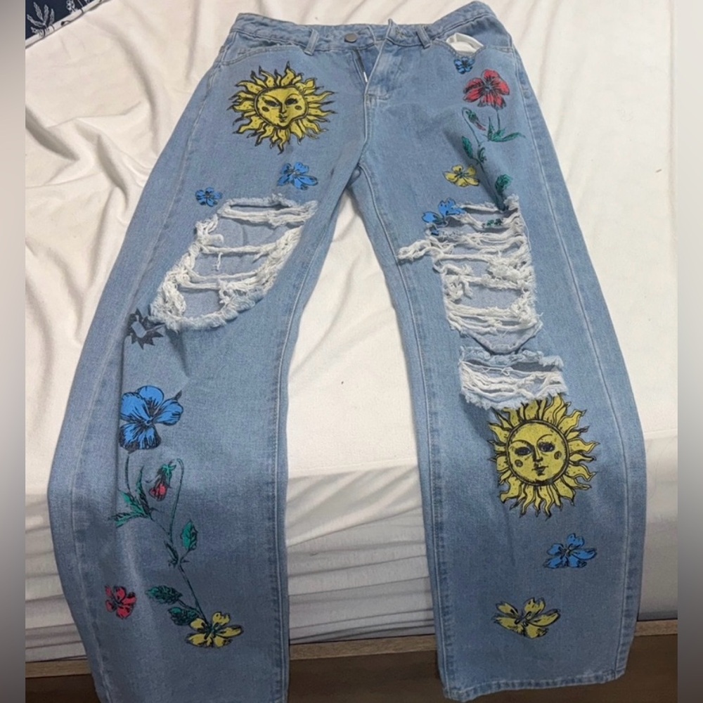 SHEIN Sunflower Embroidered Distressed Blue Jeans